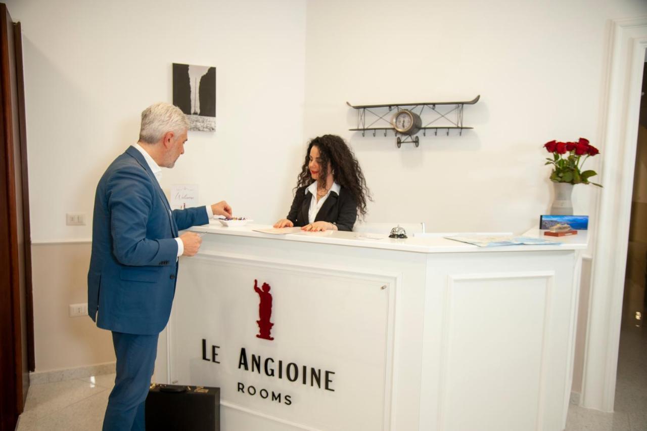 Le Angioine Rooms Neapol Zewnętrze zdjęcie