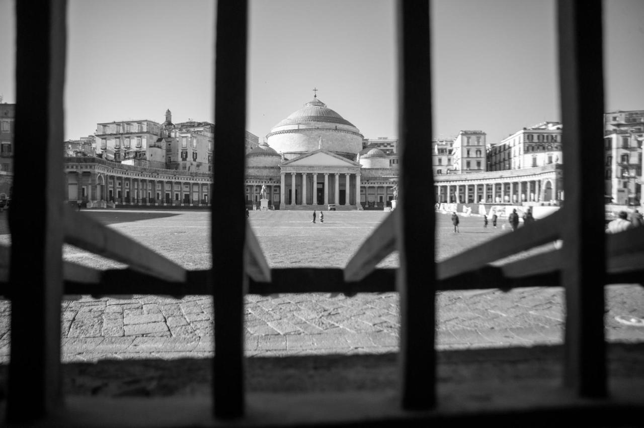 Le Angioine Rooms Neapol Zewnętrze zdjęcie