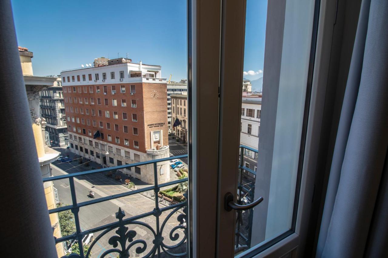 Le Angioine Rooms Neapol Zewnętrze zdjęcie